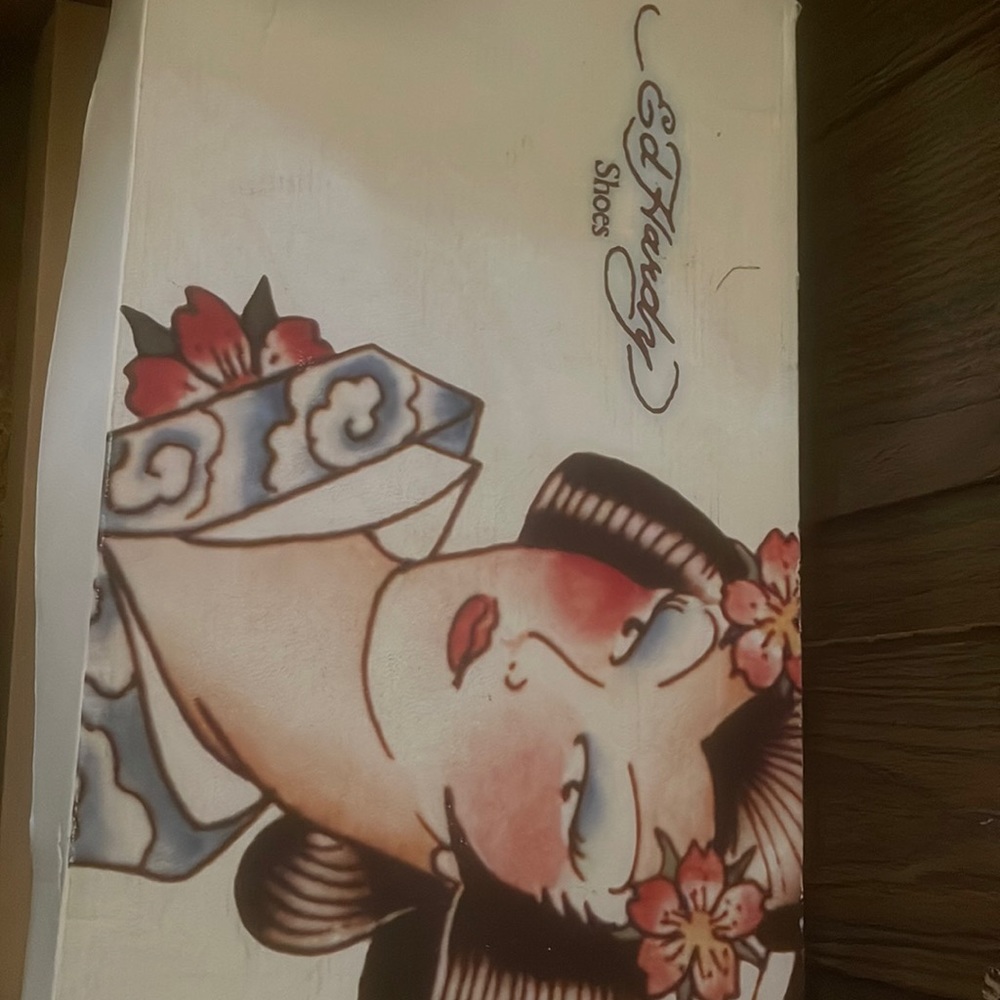 Ed Hardy Skullrose boots